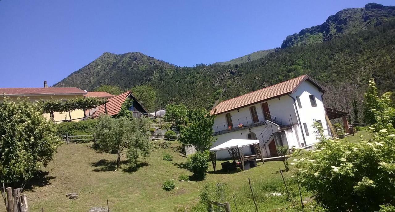 Agriturismo Grilla Villa เมเล ภายนอก รูปภาพ